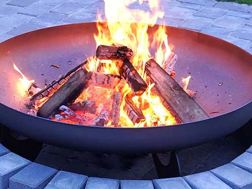 Rustic Wood Burning Garden Metal Brasero Exterior Fire Pit Bowl - China BBQ  Fire Bowl, Large Metal Bowl