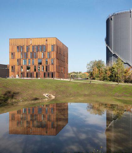 corten-steel-cladding-the-cube