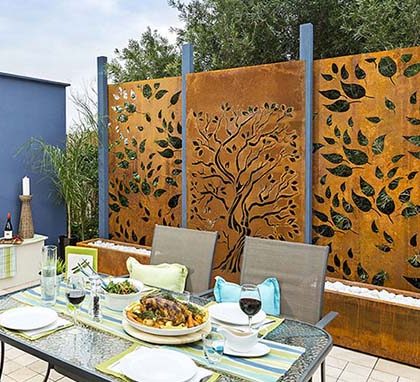 corten-privacy-screen-gn-sp-1346-rusted-metal-oak-tree